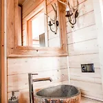 Osada Janosika Jacuzzi Drewniany Na Odludziu