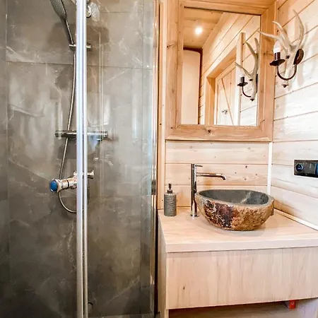 Osada Janosika Jacuzzi Drewniany Na Odludziu Klikuszowa